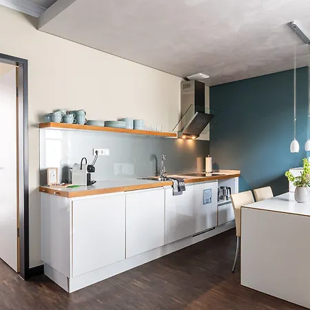 The Ξενοδοχείο Ρόστοκ